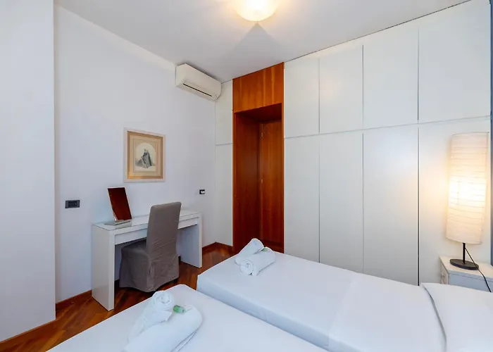 Ponte Vecchio - San Jacopo, Duomo Apartamento *