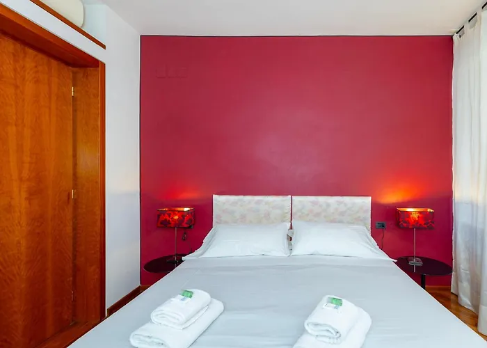 Ponte Vecchio - San Jacopo, Duomo Apartamento